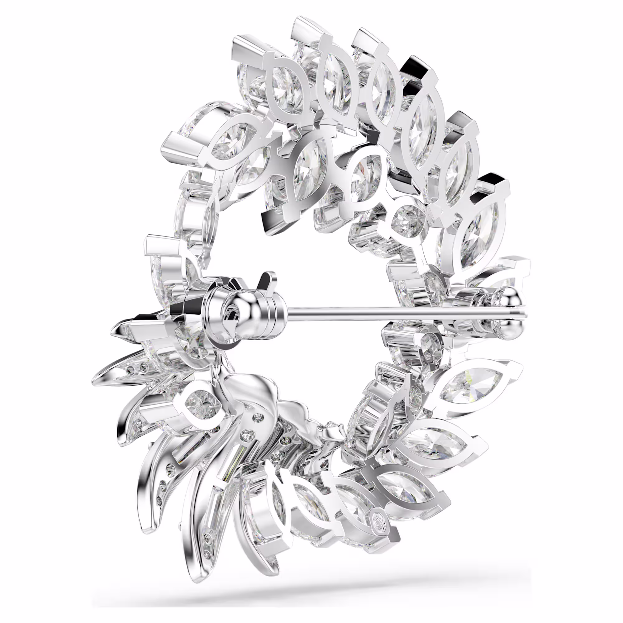 Mesmera brooch